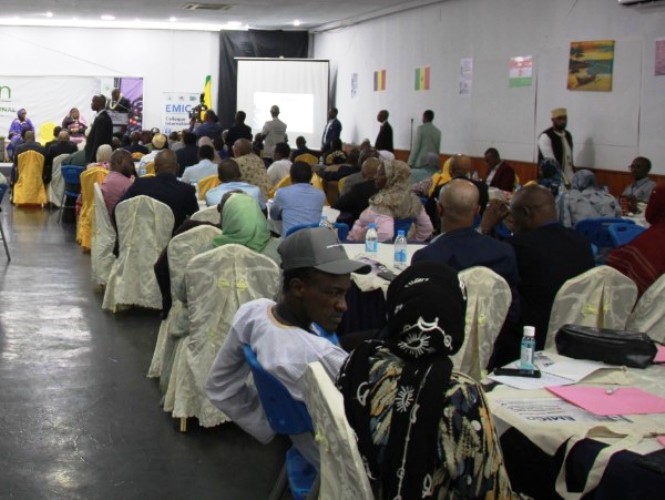 Colloque sur l’éducation des médias à Moroni I Adoption d’une feuille de route africaine contre la désinformation numérique
